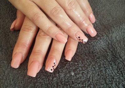 Acrylic Nail Salon in Wakefield
